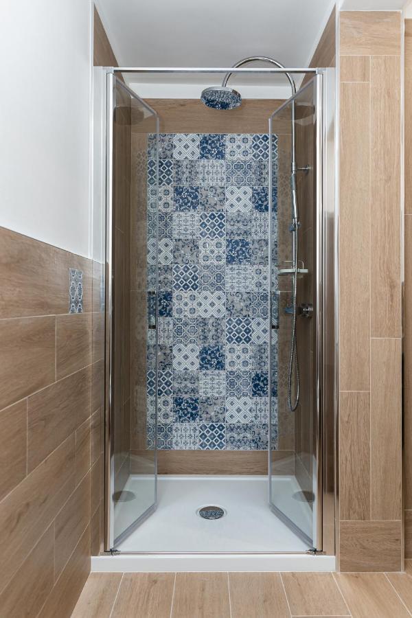 Bed and Breakfast Peter & Dove'S House Mola di Bari Esterno foto