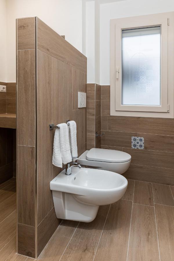 Bed and Breakfast Peter & Dove'S House Mola di Bari Esterno foto